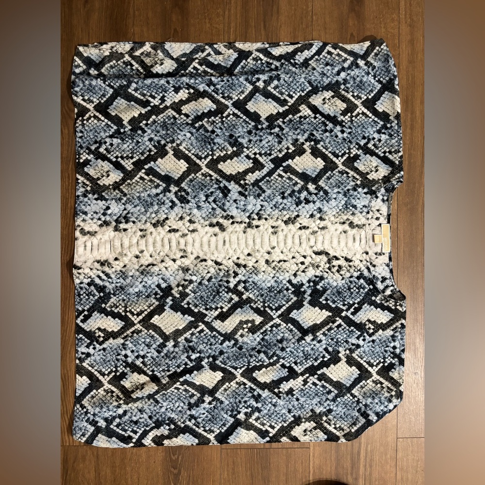 MICHAEL KORS Snake Print Blue Top